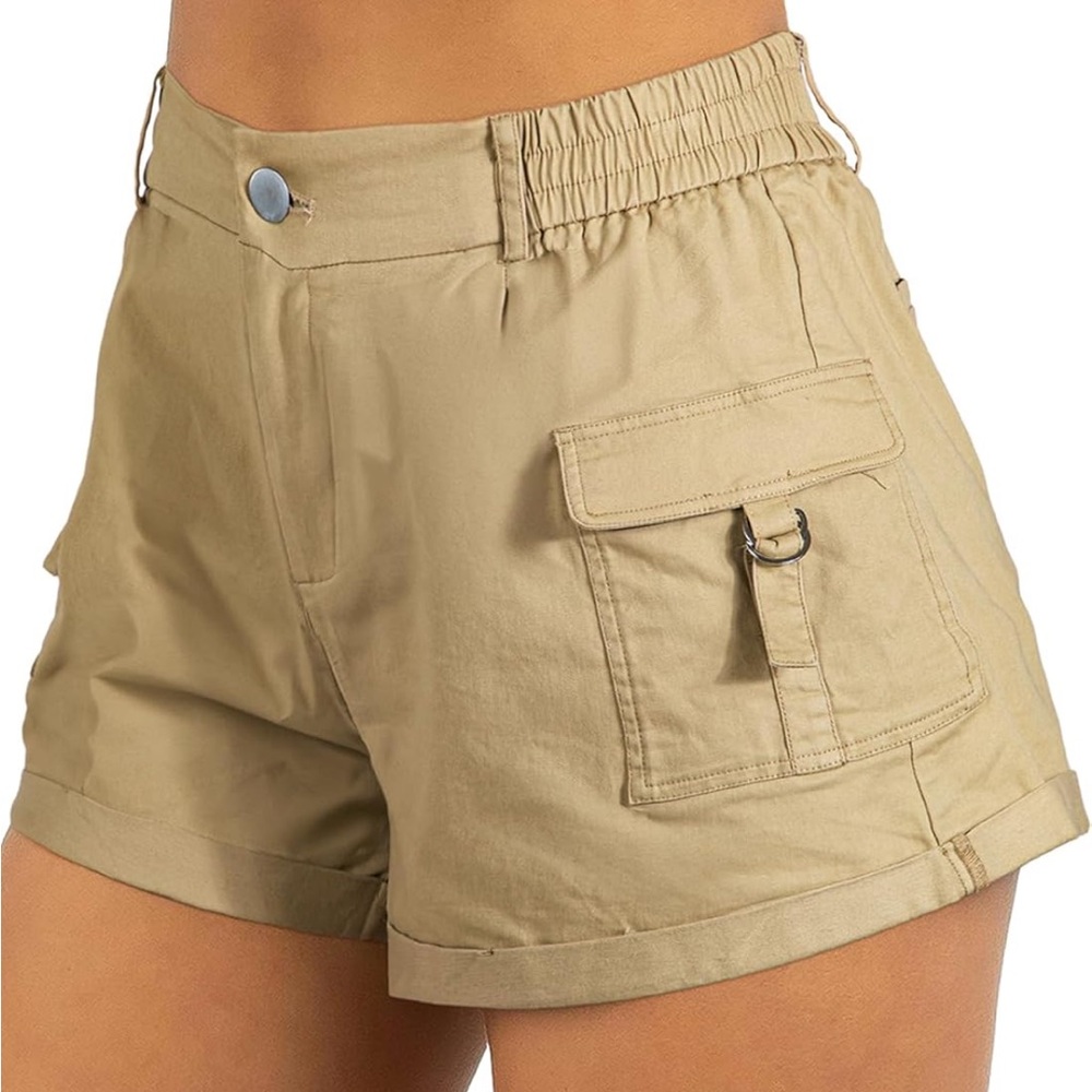 Women's Cargo Pocket Stretch Shorts - Tan